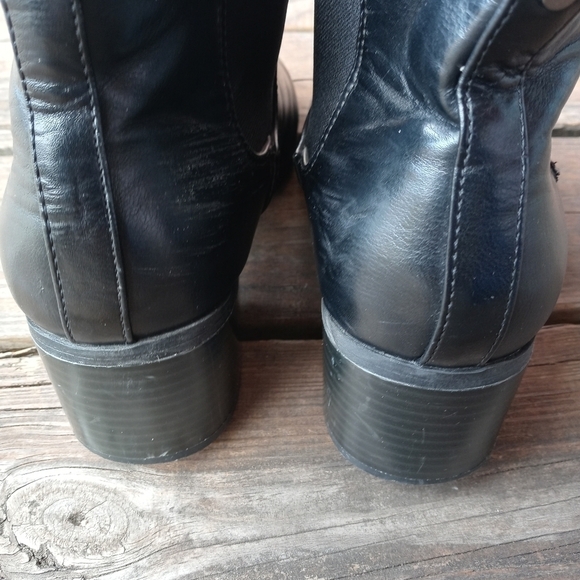 A New Day - Black Pull On 2" Block Heel Black leather Ankle Booties - Size 11 Wo - Picture 4 of 8